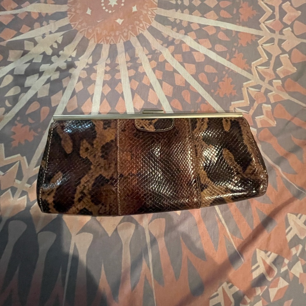 Excellent Banana Republic Snake Skin Clutch
